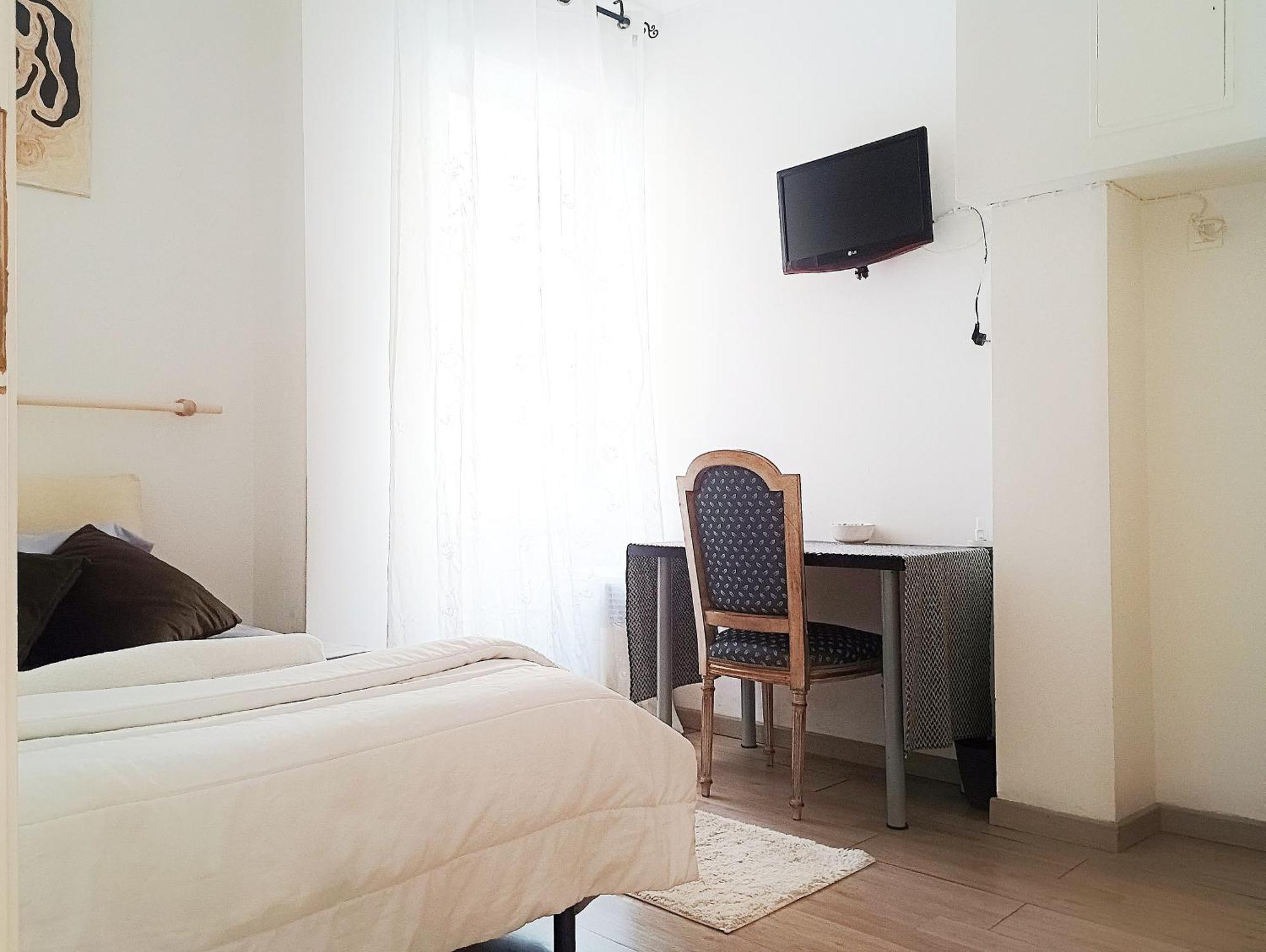 "Vacanze Romane" Stazione Tiburtina, Appartamento Tre Camere Da Letto 5 Posti Letto المظهر الخارجي الصورة